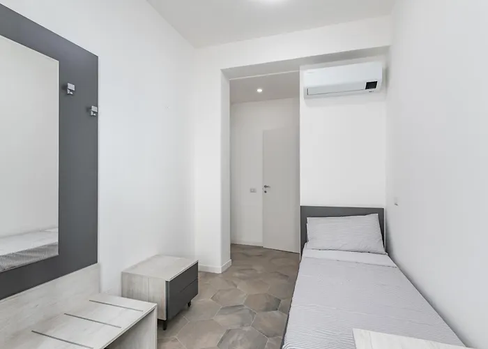 Skylife Modern 4-bedroom Trastevere Apartment